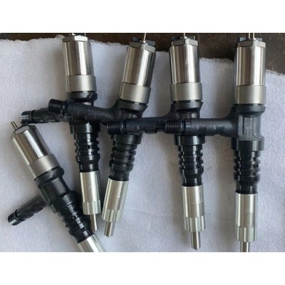 Fuel injector 6218-11-3101 injector ass'y for SAA6D140E-3 engine injector original new good price Qianyu supplier